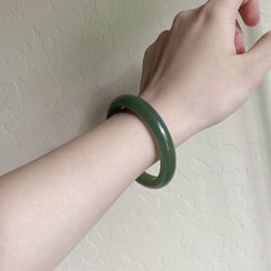 Lake Green Hetian Jade Bangle