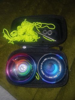 Dual yoyo set