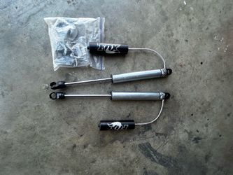 1st gen Tacoma rear fox shocks