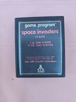 Vintage Atari space invaders game