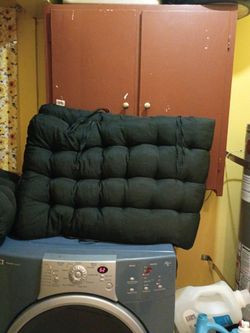 2 Black patio chair cushions very comfortable use only twice 2