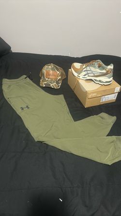 Ua sweats size m, asics 9.5 (new), trucker cap new