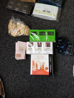 Beautiful Bundle  between $1 -$5 And I have a lot