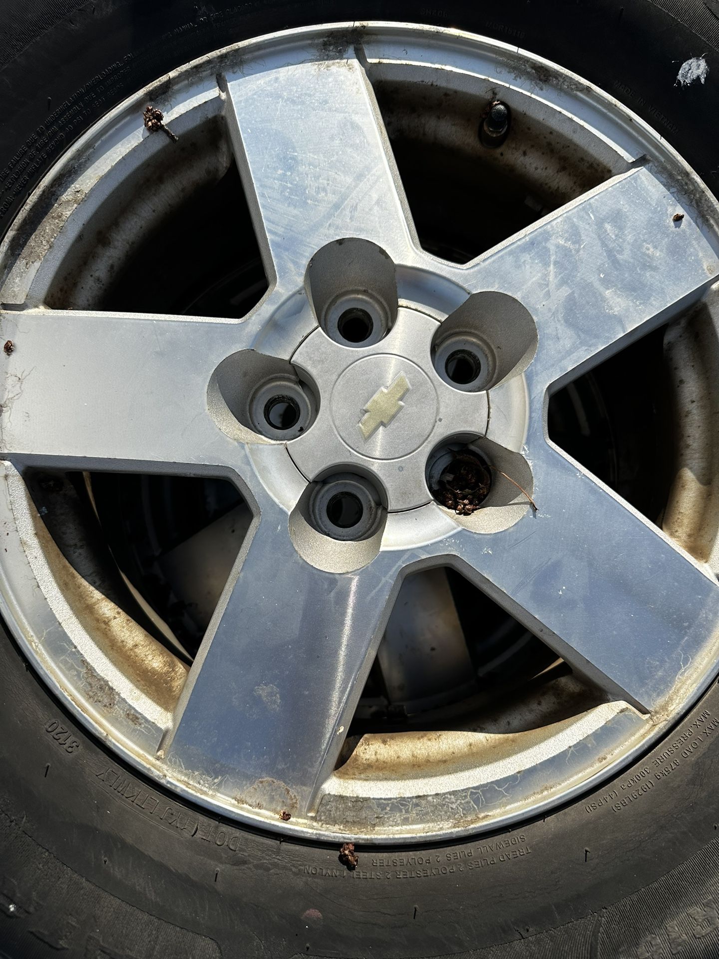 235/65/R16 Rims and tire