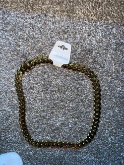 Cuban link necklace