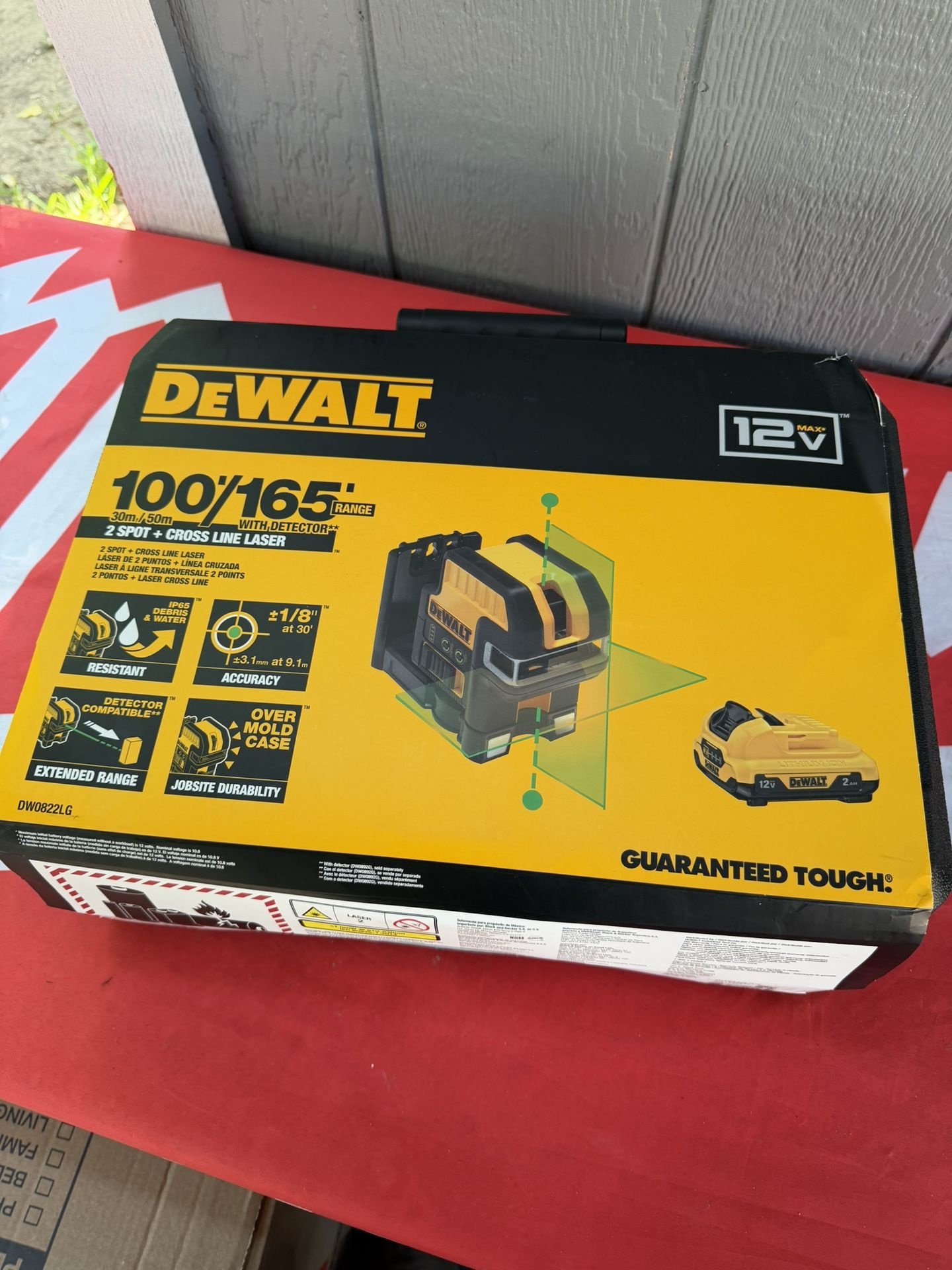 Dewalt 12V MAX Lithium-Ion 100 ft. Green Self-Leveling 2-Spot and Cross Line Laser, 2.0Ah Battery, Charger, and TSTAK Case