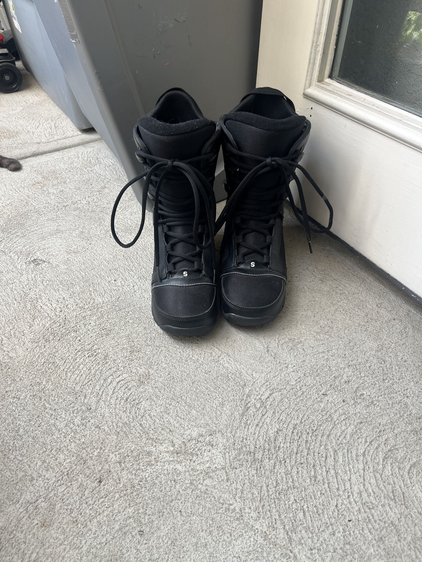 🏂 Symbolic Ultra Light Black Snowboarding Boots SIZE 11 w / 10 m