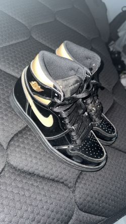 Nike Jordan 1’s