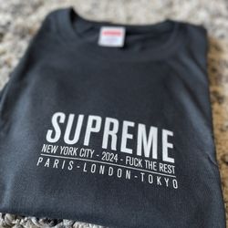 Supreme Paris Tee XXL - Brand New 