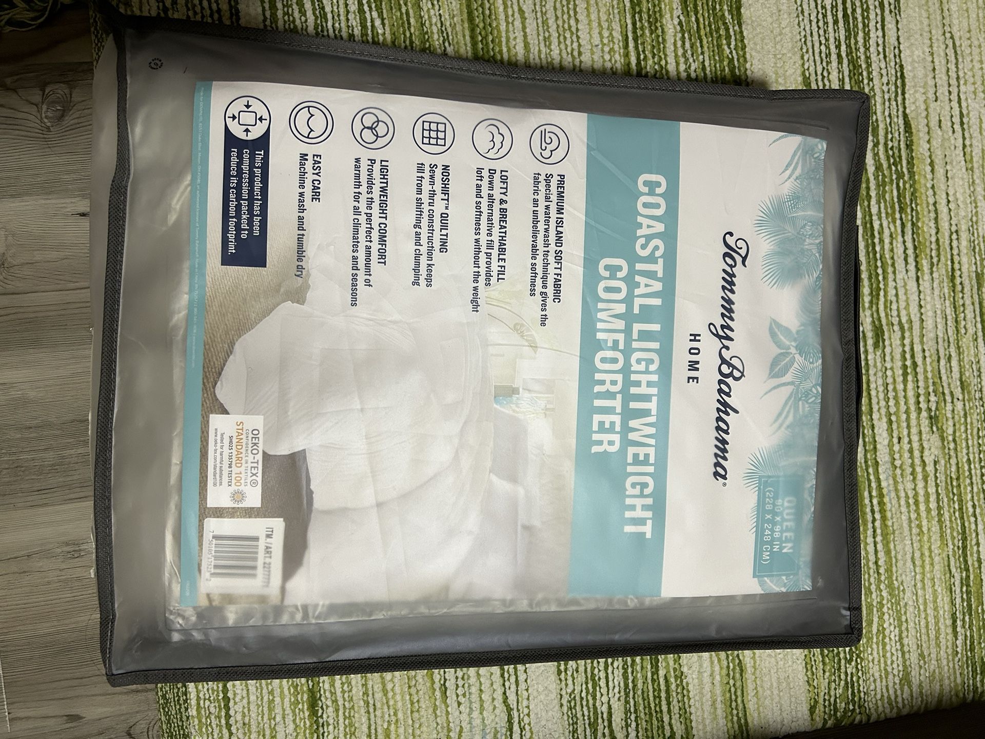 Tommy Bahama Home Coastal Lightweight Comforter (Queen, Grey)