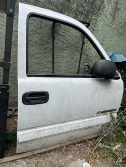 2500HD passenger door