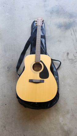 F-36P Yamaha acoustic guitar
