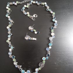 Lia Sophia Necklace & Earring Set $50 SEE DESCRIPTION AND PHOTOS 