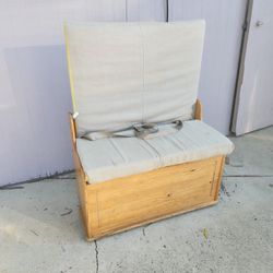 Rv Or Camper Bench And Storage
