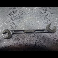 SNAP ON TOOLS VS5218 9/16" 4 WAY OPEN END ANGLE HEAD WRENCH - CLEAN! - USA Used