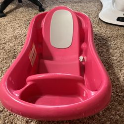 Blooming Baby Bath Lotus and Bath tub