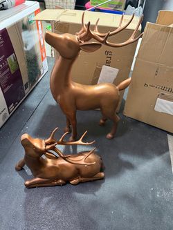 Home decor Holiday deer statues Gradin road brand copper color indoor/outdoor new condition no longer sold hard to find