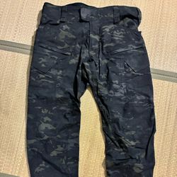 CRYE PRECISION G4 FIELD PANT 38W X 32L - EXCELLENT CONDITION - LIKE NEW
