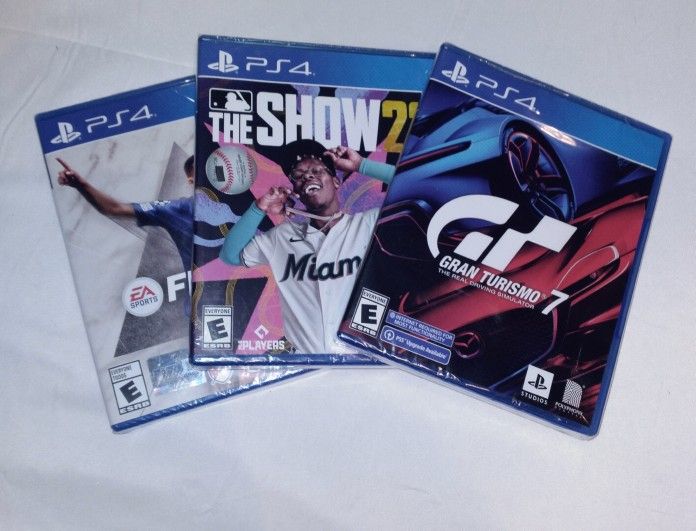 PS4 Sport Game Bundle- MLB The Show 23/ Fifa 23/ GT7