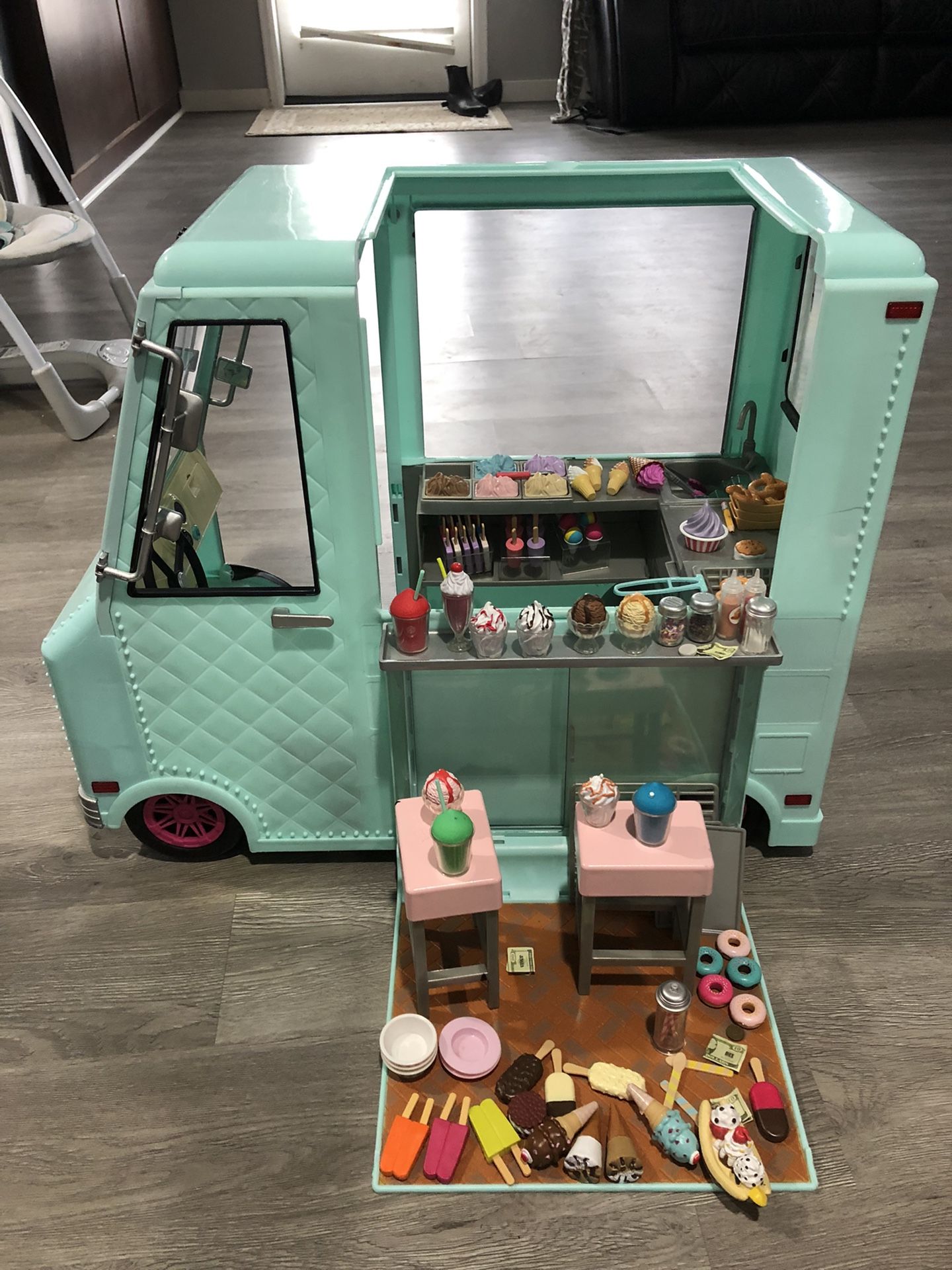 Our Generation Sweet Stop Ice Cream Truck