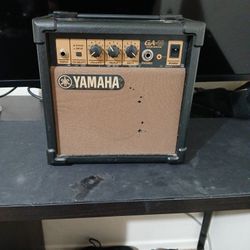Yamaha GA-10 Guitar Amp