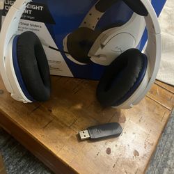 Hyper X Ps5/PS4 Headset 