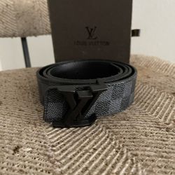 Gucci/Louis Vuitton