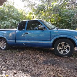 Gmc Sonoma Truck For Parts Or Work Truck