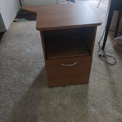 File Cabinet w Pull Out Shelf and File Draw