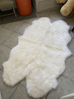 Sheepskin Rug 