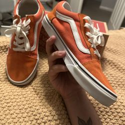 Orange Old Skool Vans Woman’s 9