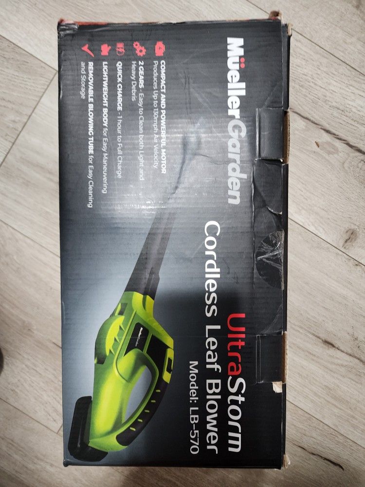 Mueller UltraStorm Cordless Leaf Blower