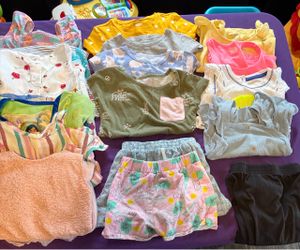 Toddler Girls 4T - 4 Spring/Summer 17 Items Bundle