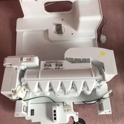 LG Ice Dispenser Assembly  Part#MCK671073
