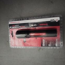 Milwaukee Light Rechargeable 2000 Lumenes New 