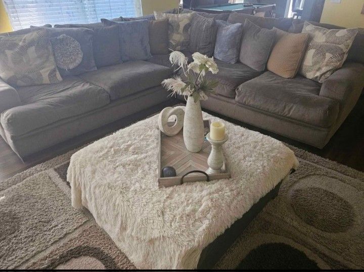 Cindy Crawford Furniture Set