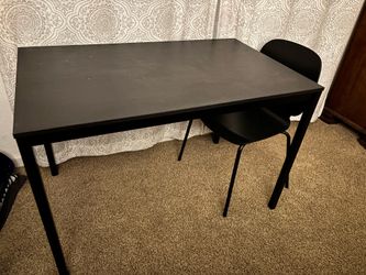 IKEA Table and Chairs (4)