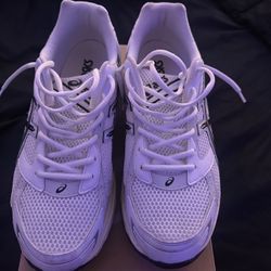 ASICS Size 13 (Can Negotiate Price Comfortable For You)