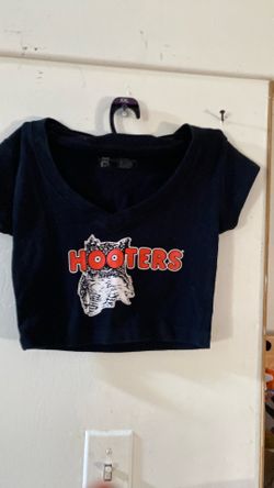 Hooters Top size small. Original
