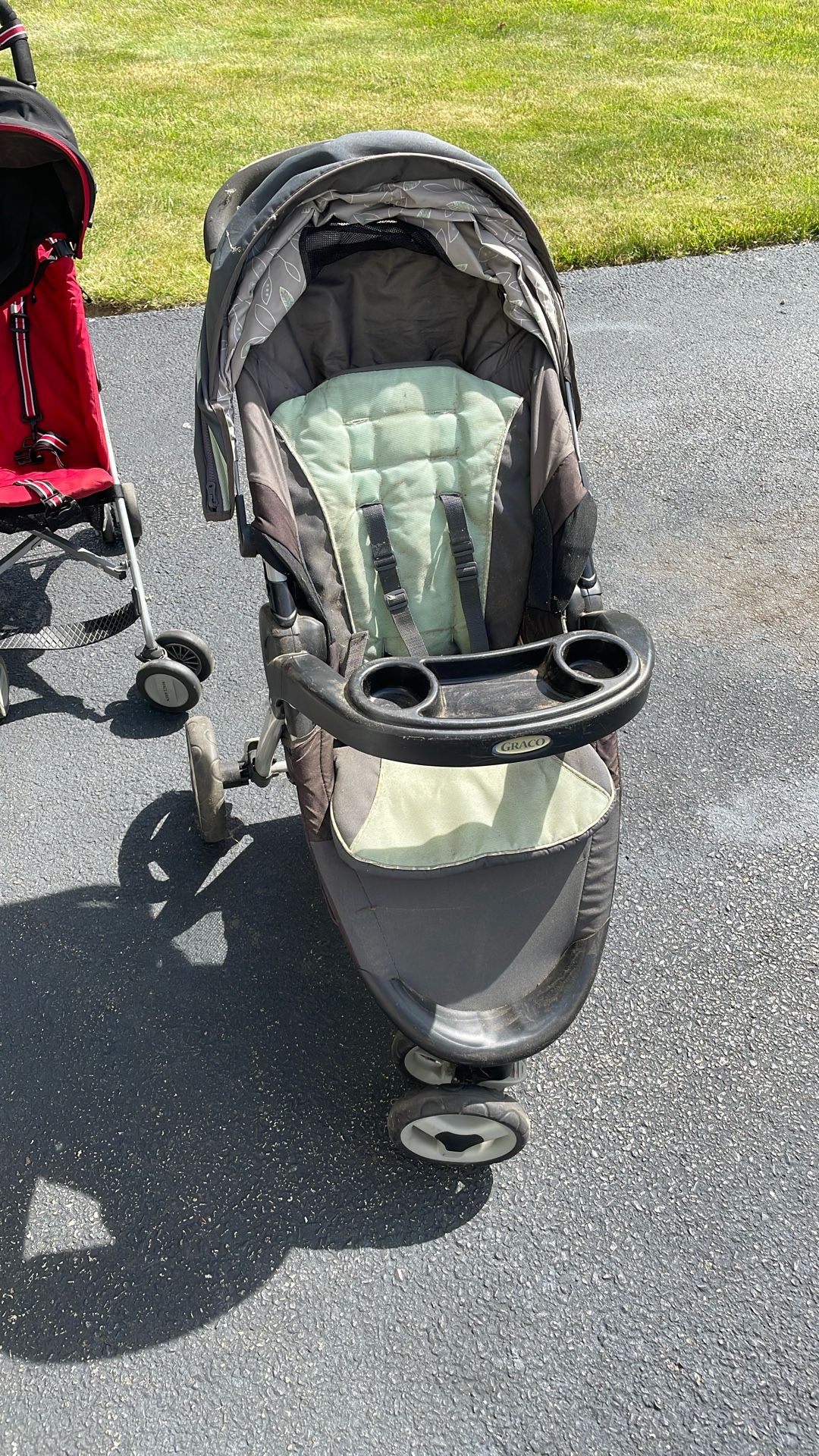 Stroller 