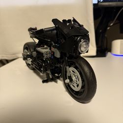 LEGO Technic The Batman Batcycle (42155) - Built, Great Condition