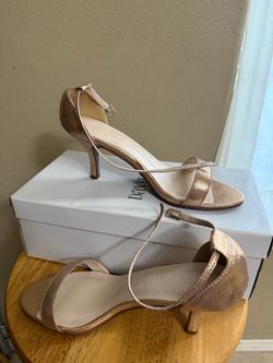 Women’s Rose Gold Heels size 9
