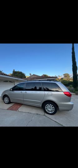 2008 Toyota Sienna