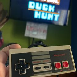 2 Vintage Nitendo Consoles