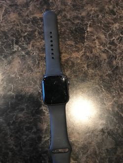 Apple Watch 4 + GPS