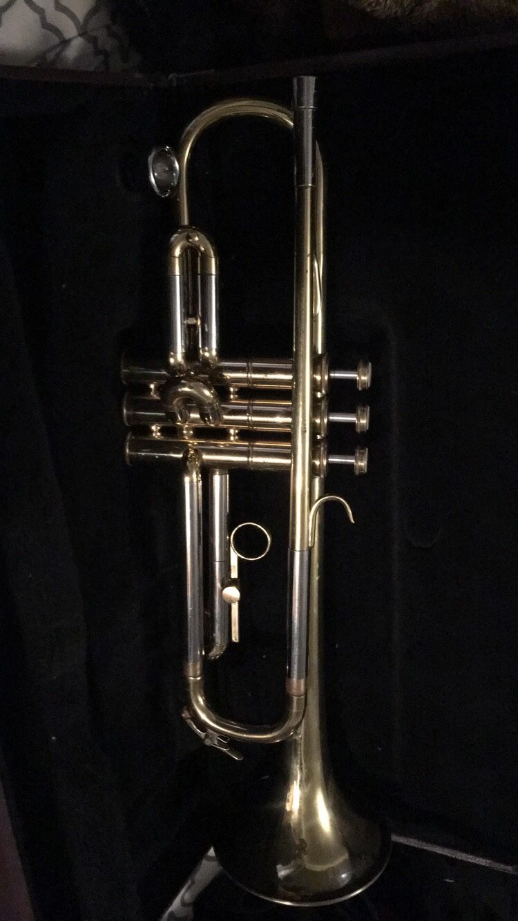 Yamaha trumpet for Sale in Los Angeles, CA OfferUp