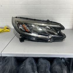 2015-2016 Honda CRV Right Passenger Side headlight