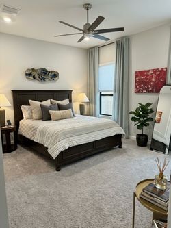 King size bed