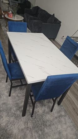 King bed. Sofa, dining table, chairs, tv stand