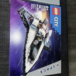 Title: LEGO City Interstellar Spaceship – Set 60430 (240 Pieces)